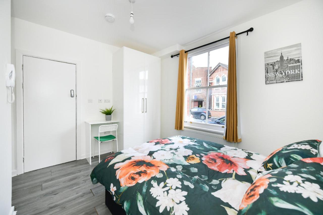 Waylen Street Suites Reading Exteriér fotografie